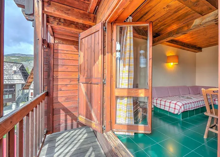 Grange Hike & Apartment