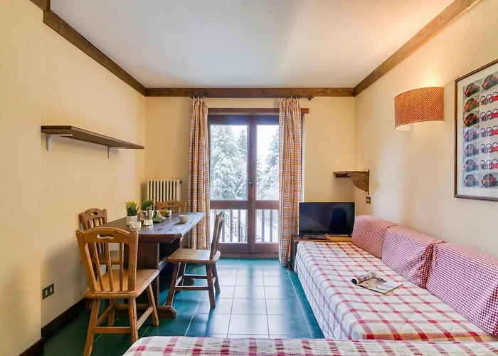 Grange Hike & Apartment